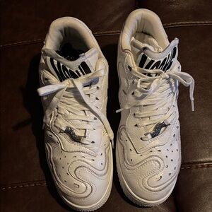 White MSCHF SUPER NORMAL
2 DS SIZE 10 BRAND NEW SUPER Rare..Men's Sneakers